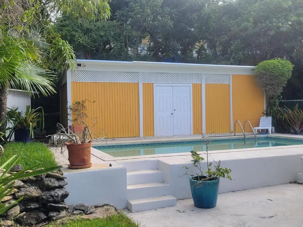 Tangerine Sunsets Tova Villa Nassau Holiday home